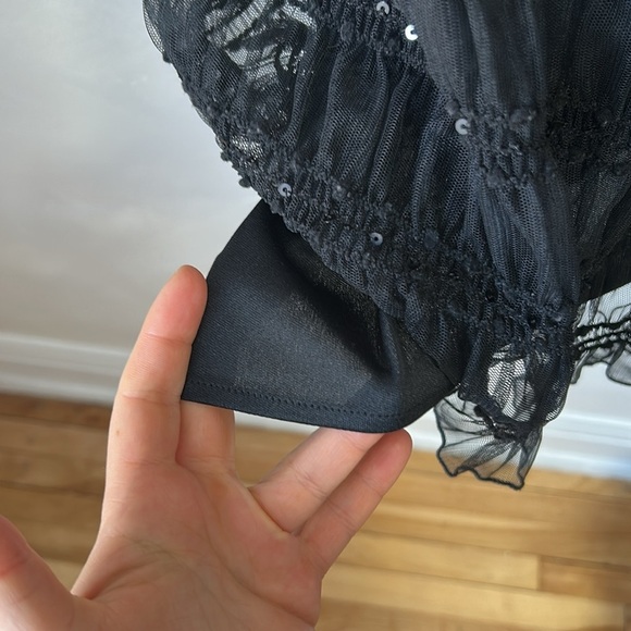 Nine West vintage y2k dress ruched mesh ruffle tiered sequins off the shoulder - Picture 4 of 10